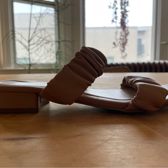 Nude Sandals - Picture 2 of 2